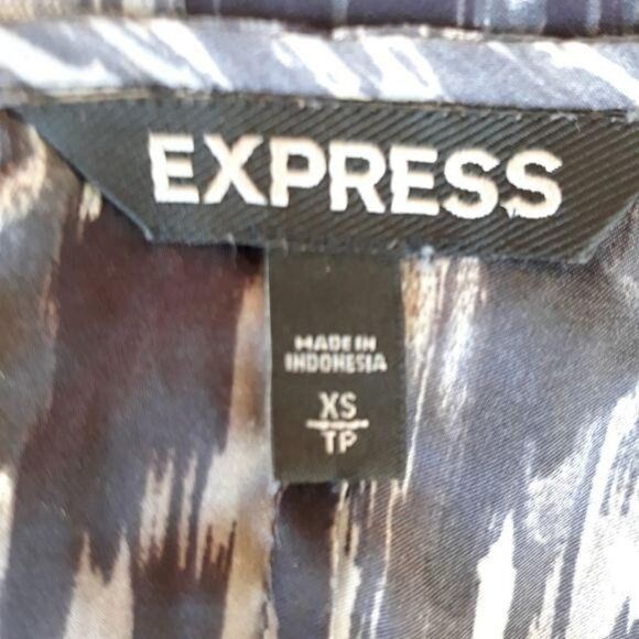 Express Top Womens XS Ombre Paint Splatter Striped Batwing Cape Cutout Shoulders - Picture 3 of 14